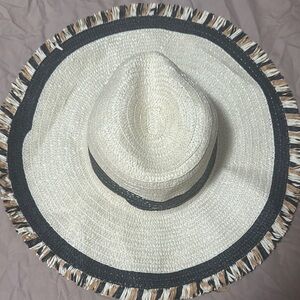 Time and Tru Cream and Black Wide-Brim Fedora Hat